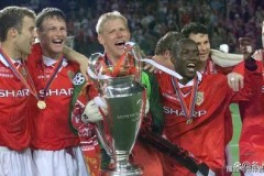 巴塞罗那中场核心离队后，新援融入与战术调整应对中场真空